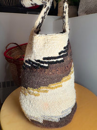 Mochila Arhuaca Beaded Tutu Iku Medium