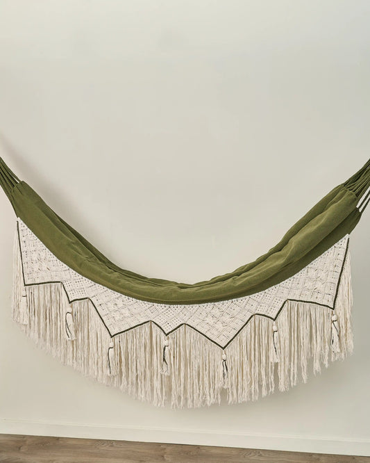 Tofeme Hammock Oliva by Carpio Baltazar