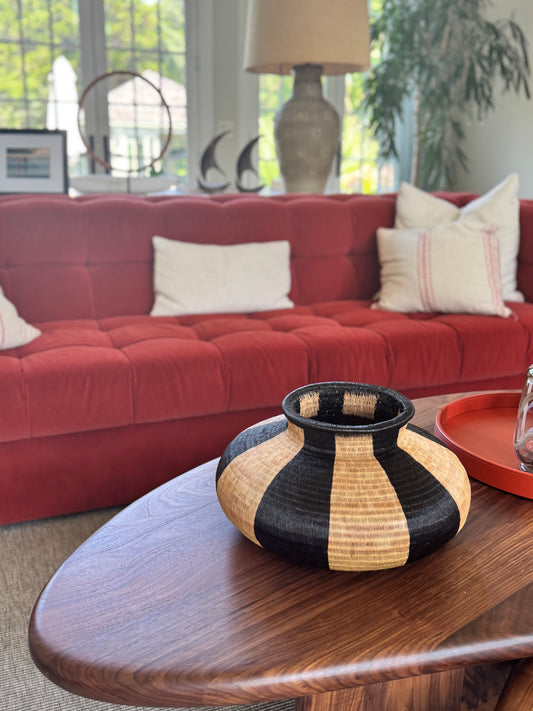 Black and Tan Wide Werregue Vase