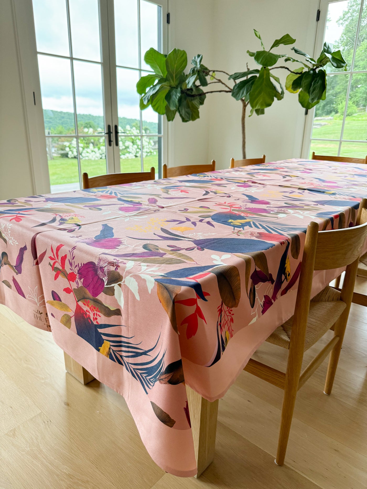 Frogs Tablecloth by Muzaluci