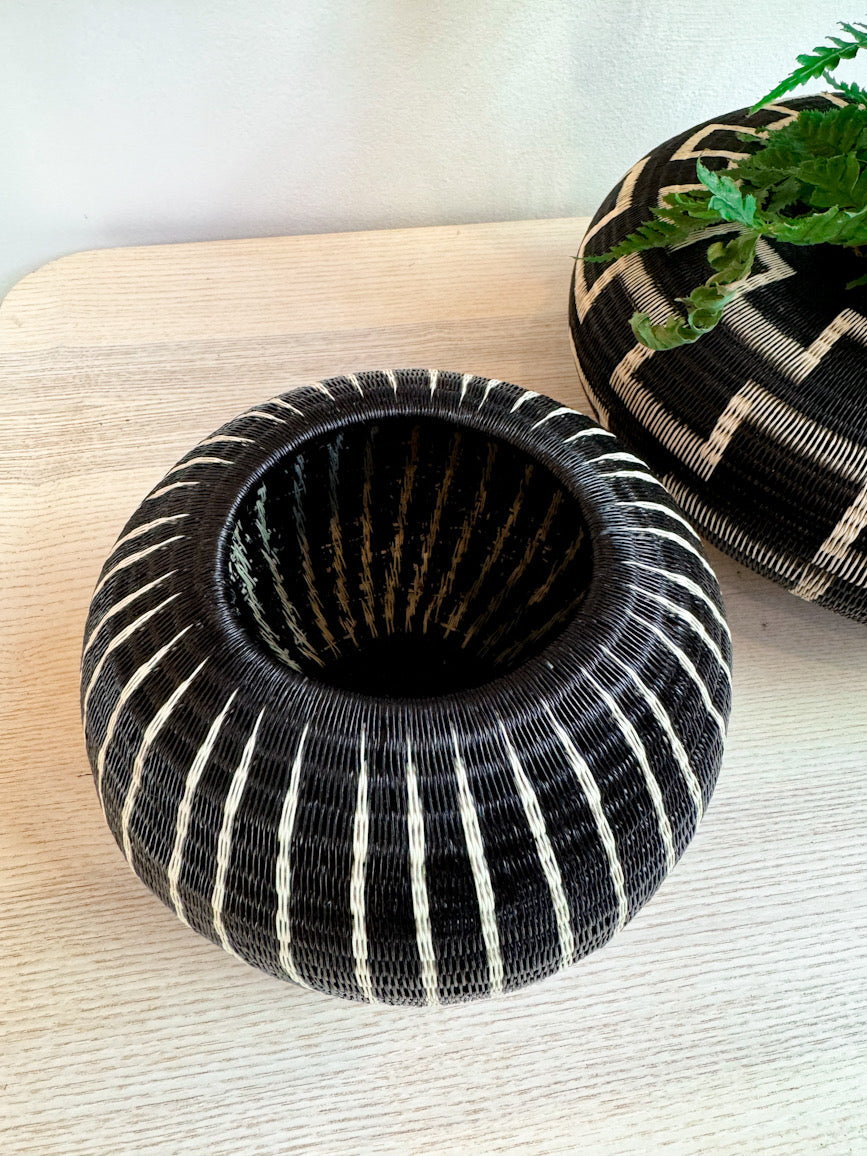 Werregue Bubble Black Vase Med.