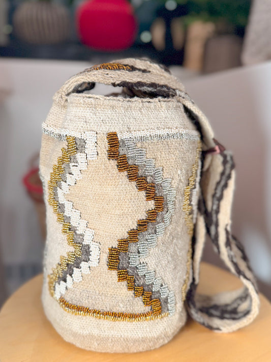 Mochila Arhuaca Beaded Tutu Iku Large