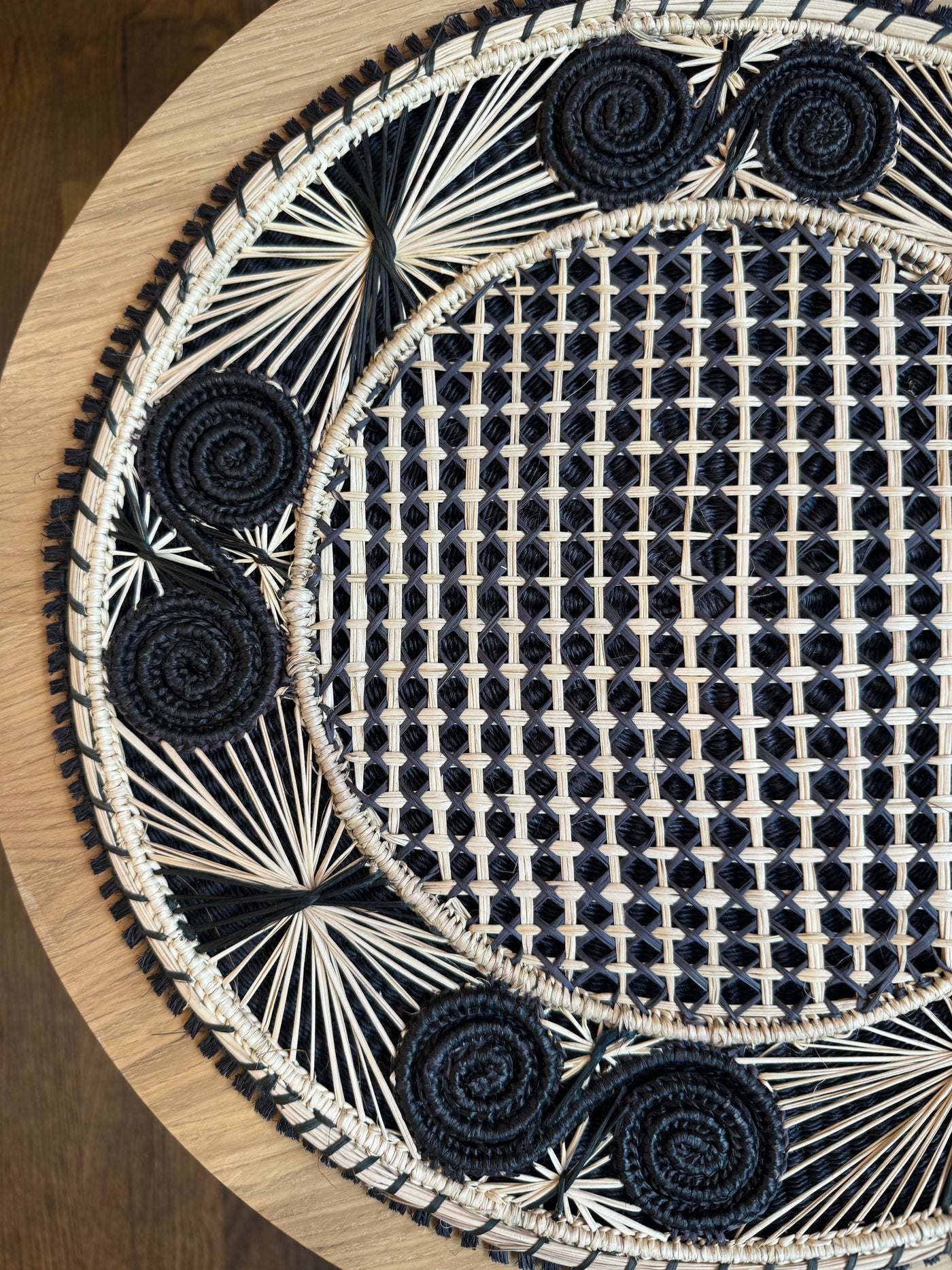 Usicauri Caracol Placemats Black