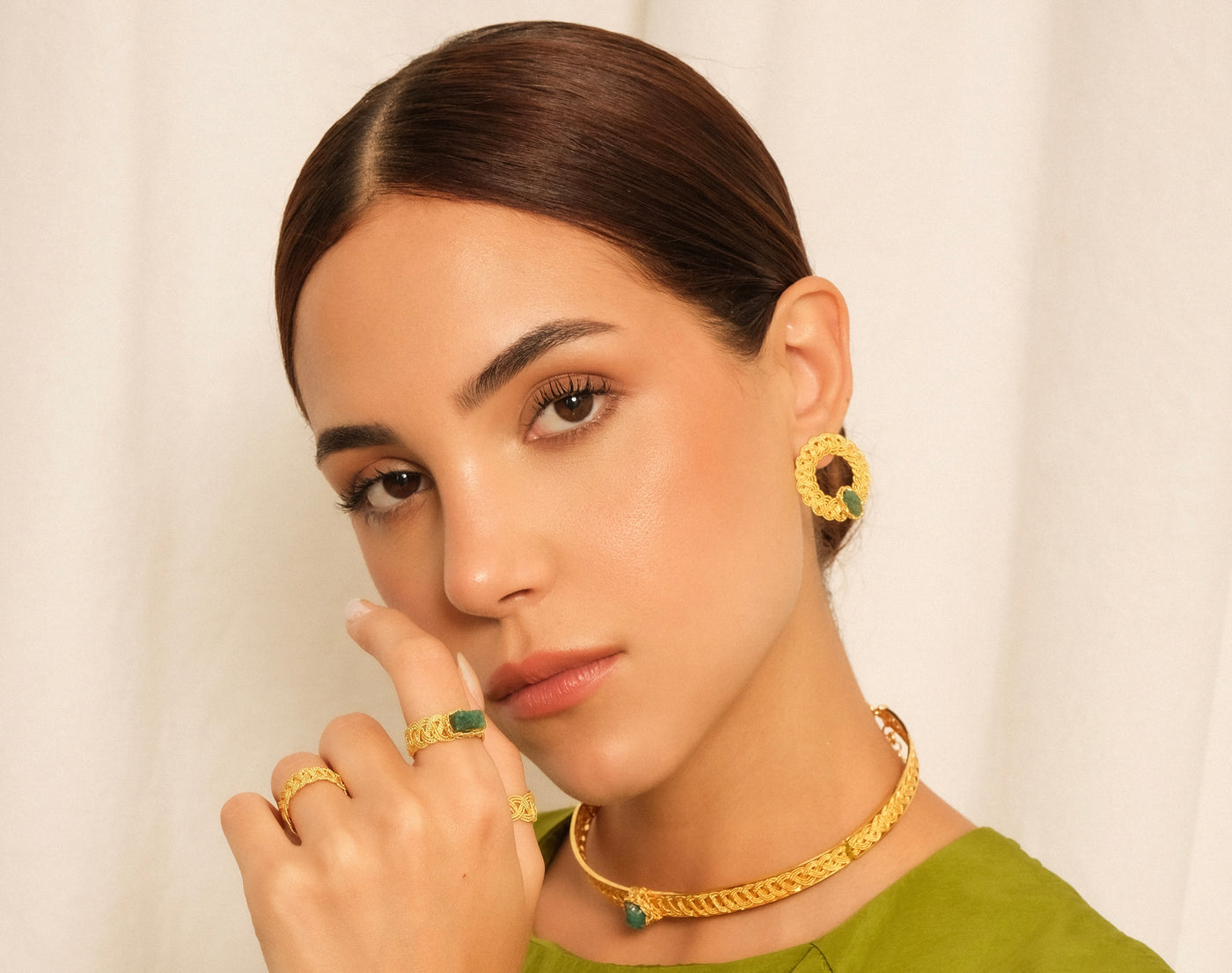 Nattiva Eyes Emerald Studs