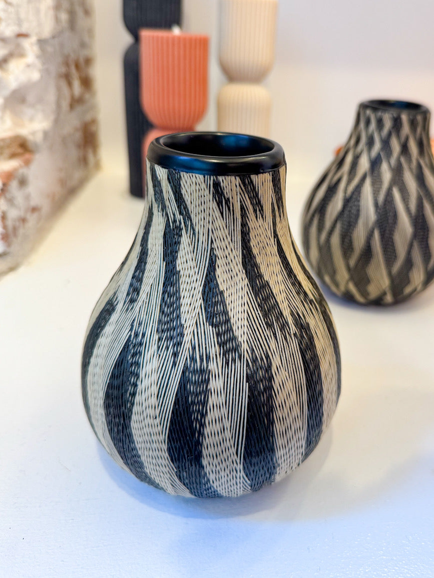 Tamo Small Vase