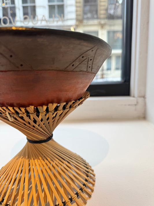 Amazonas Ceramic Bowl & Stand