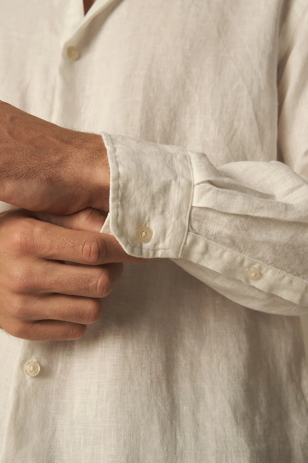 Linen long sleeve slim fit by Ilot