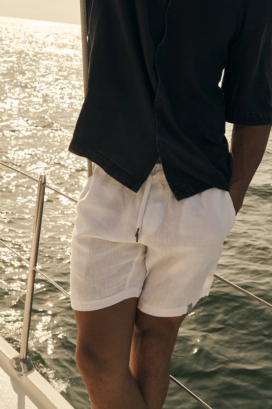 Linen Sosta Slim Fit Shorts in White by Ilot