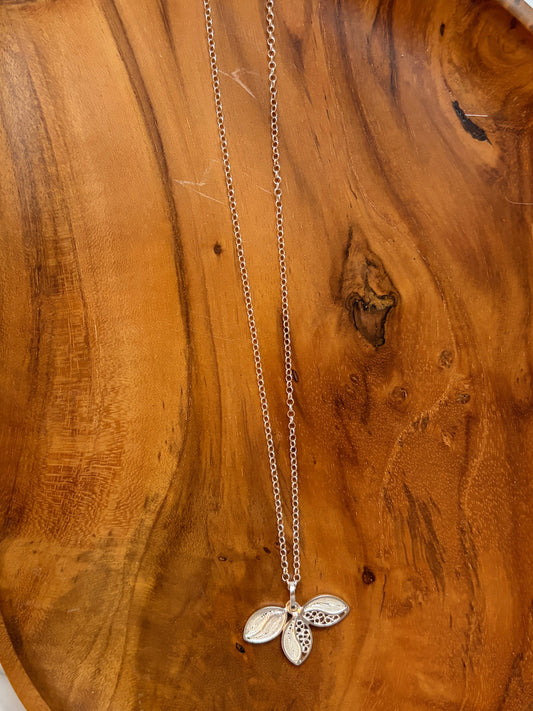 Filigree Three Leaf Flower Necklace