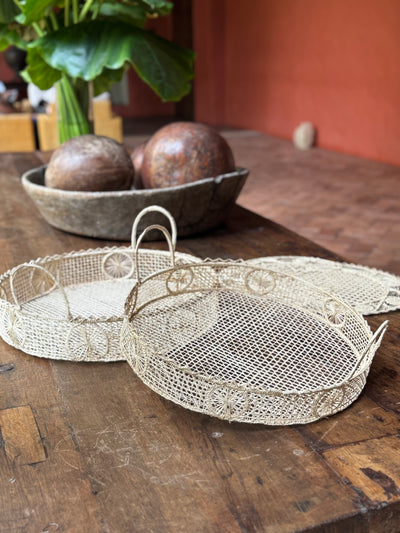 Usiacurí Tray Set with Curved Edge