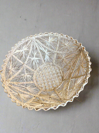 Usiacurí Bread or Fruit Basket with Curved Edge