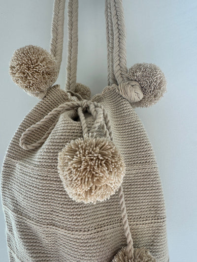 Medium Pom Pom Mochila (Shoulder)