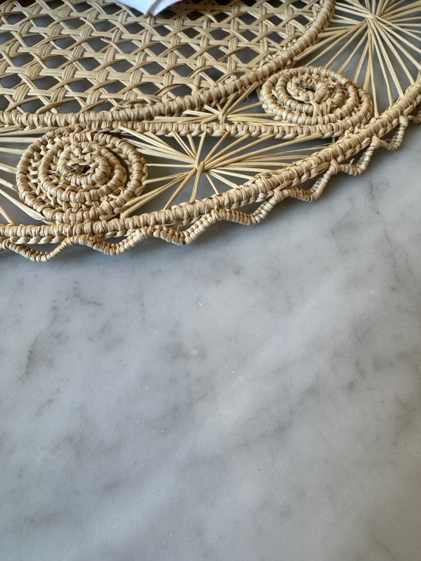 Usiacurí Caracol Placemats with Curved Edge