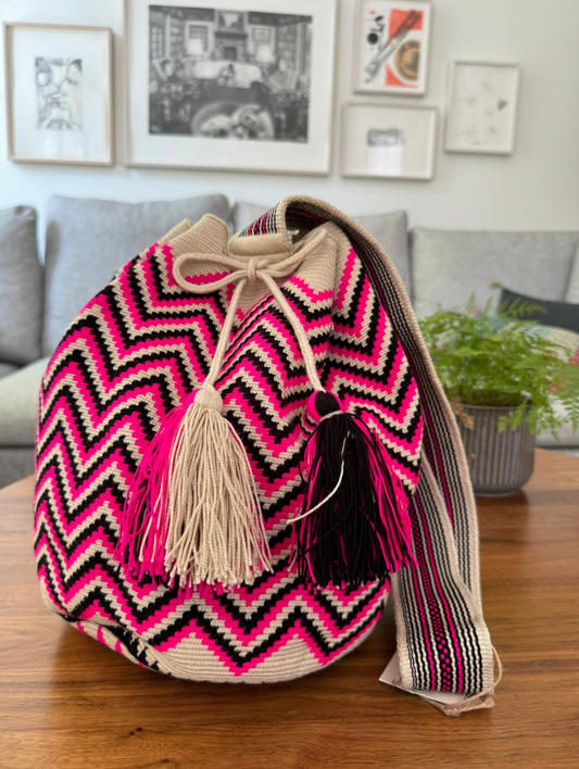 Hand Woven Wayuu Mochila Medium - Black/Pink