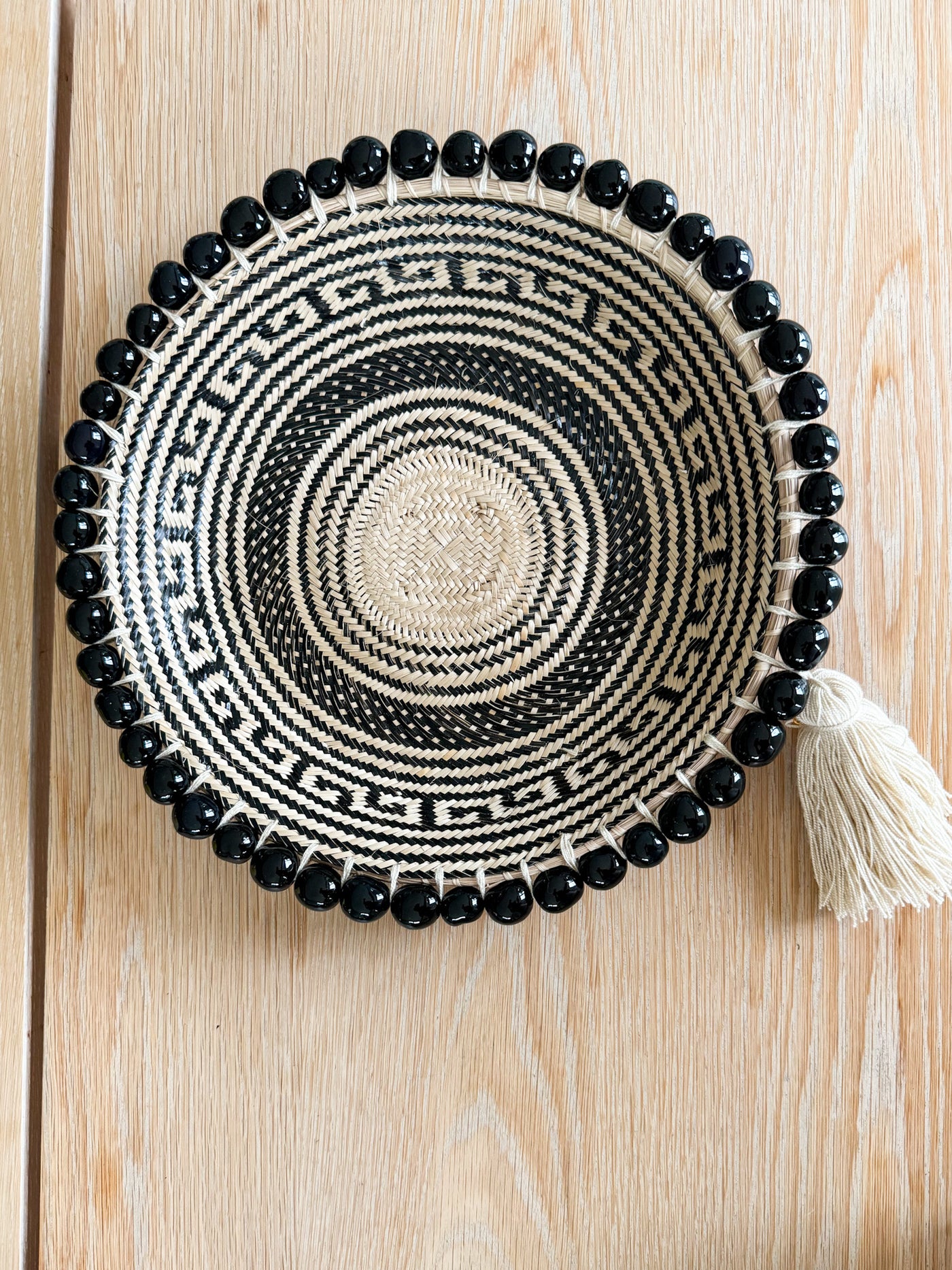 Teiruma - Fruit  Basket with Tawa Seeds Black