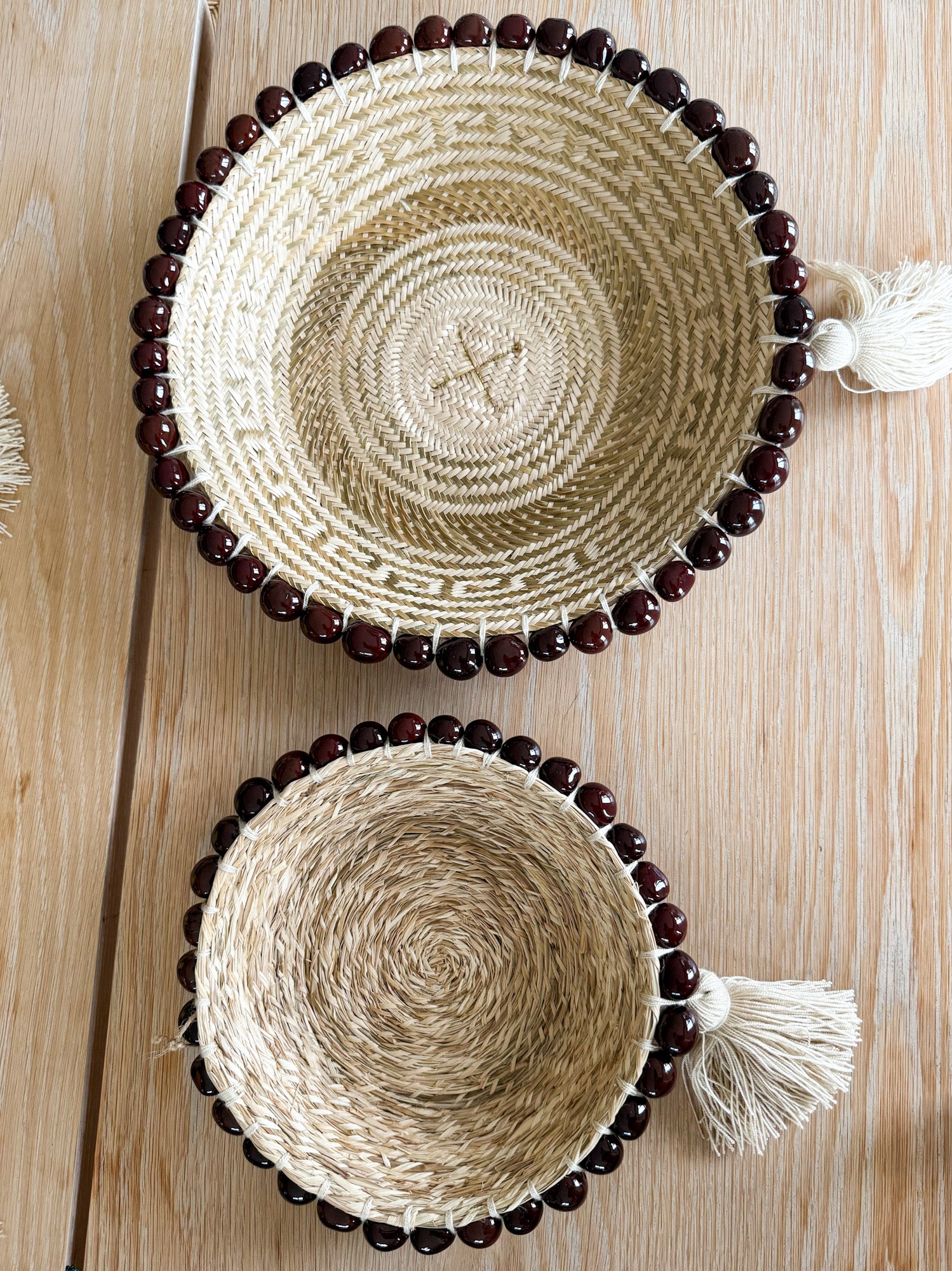 Teiruma - Fruit  Basket with Tawa Seeds Brown