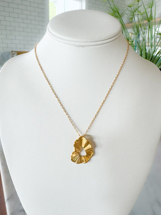 Necklace Fusion Point by Durando Atelier