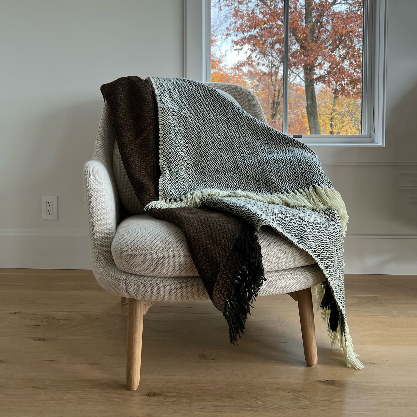 Cucunuba Wool Throw Black