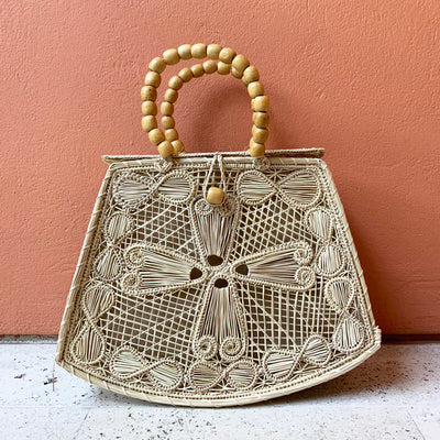 Usiacurí Iraca Beaded Handle Bag